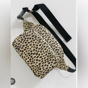 BAGGU leopard print fanny pack